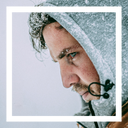 Managing Hair and Scalp Dryness in Winter